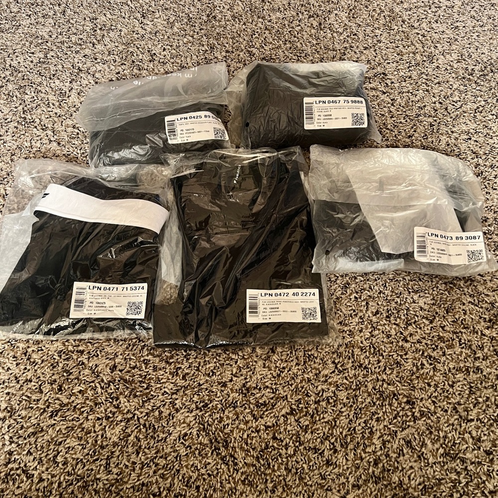 Brand New Fabletics Leggings (still in packaging)